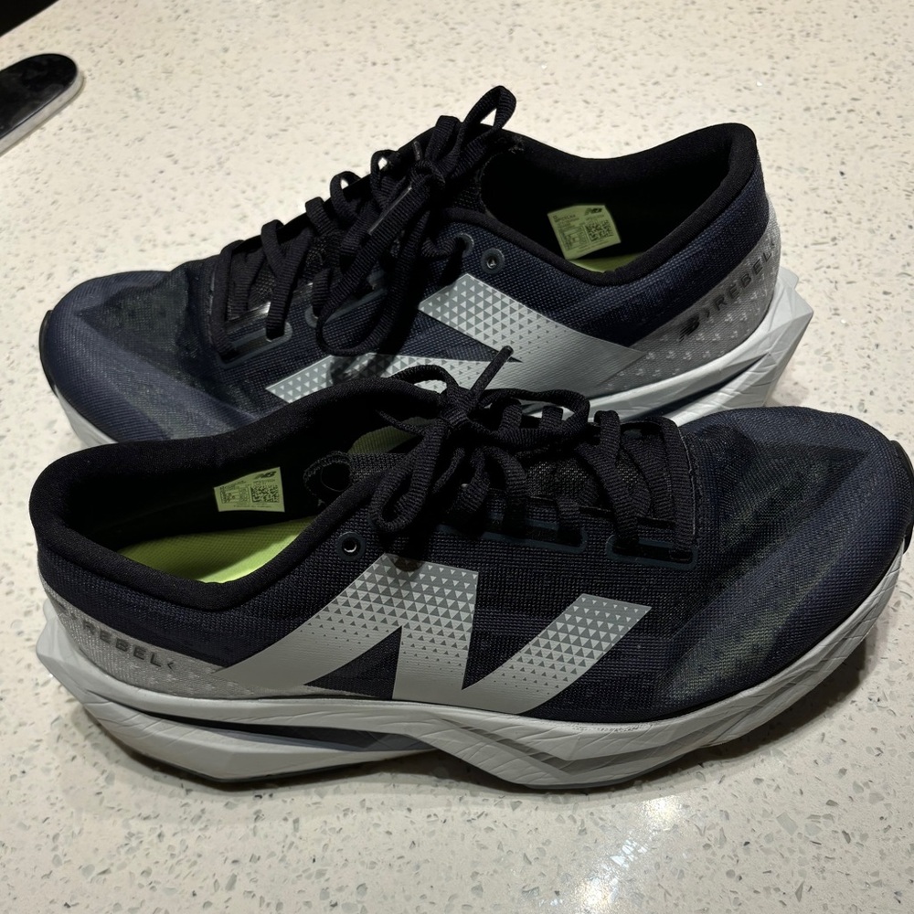 New Balance Rebel V4